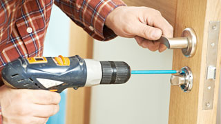 Automotive Locksmith at 01945, Massachusetts